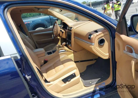 2005 Porsche Cayenne из США, поврежденный, VIN WP1AA29P35LA25086